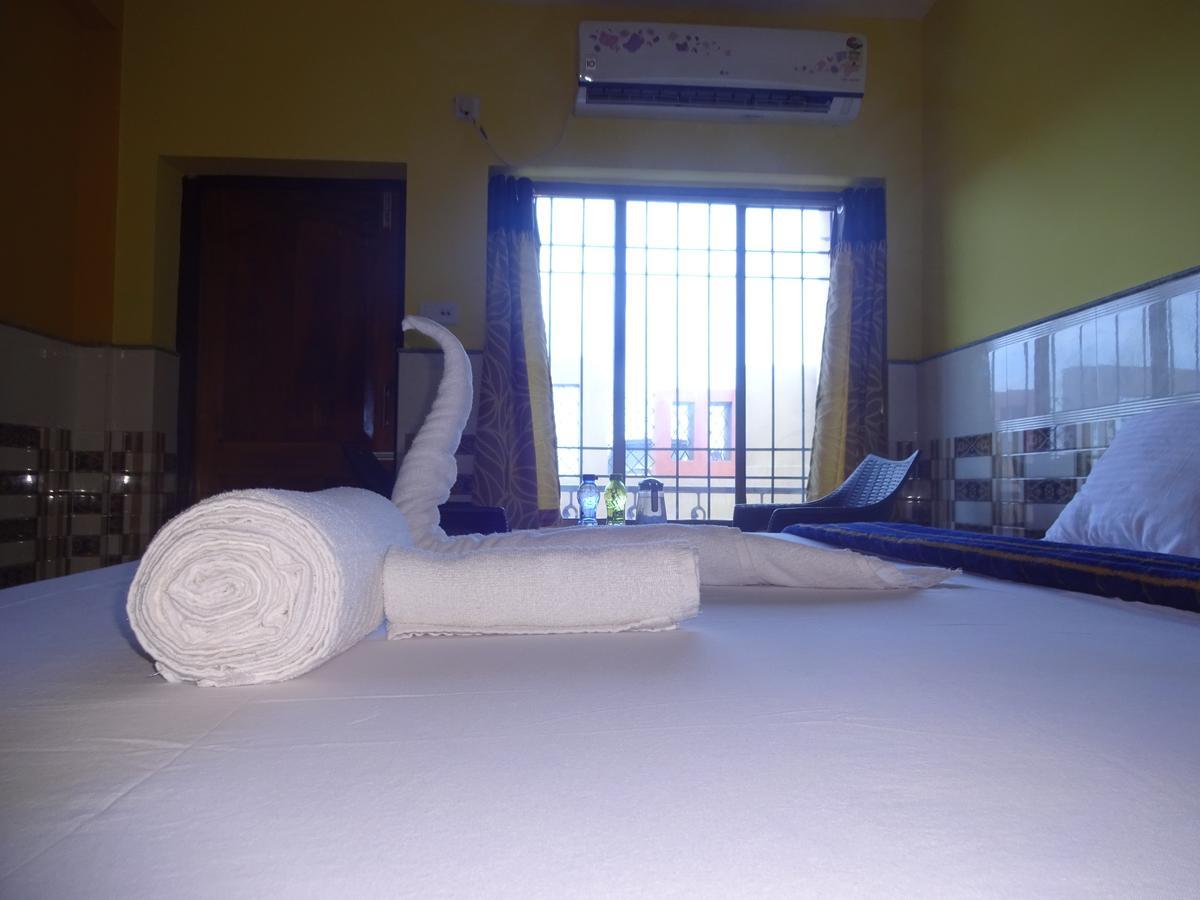 Hotel On Call Puri Laxmi Beach Resort Exterior photo