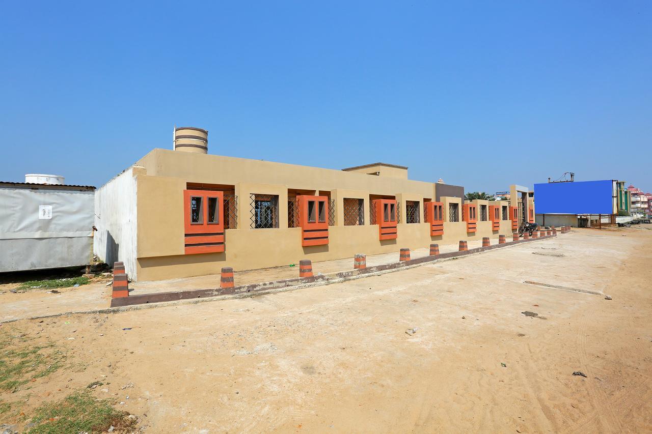 Hotel On Call Puri Laxmi Beach Resort Exterior photo