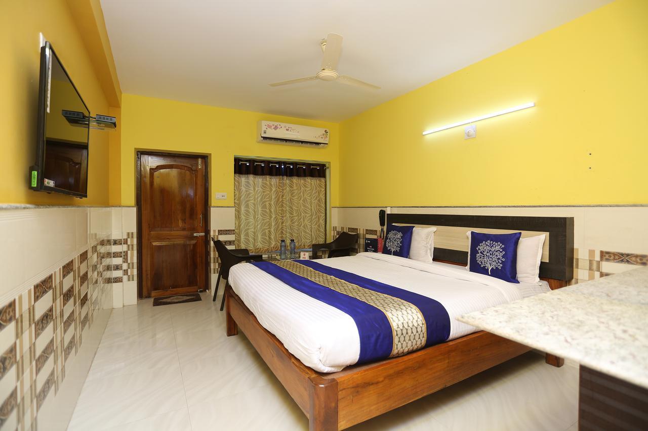 Hotel On Call Puri Laxmi Beach Resort Exterior photo