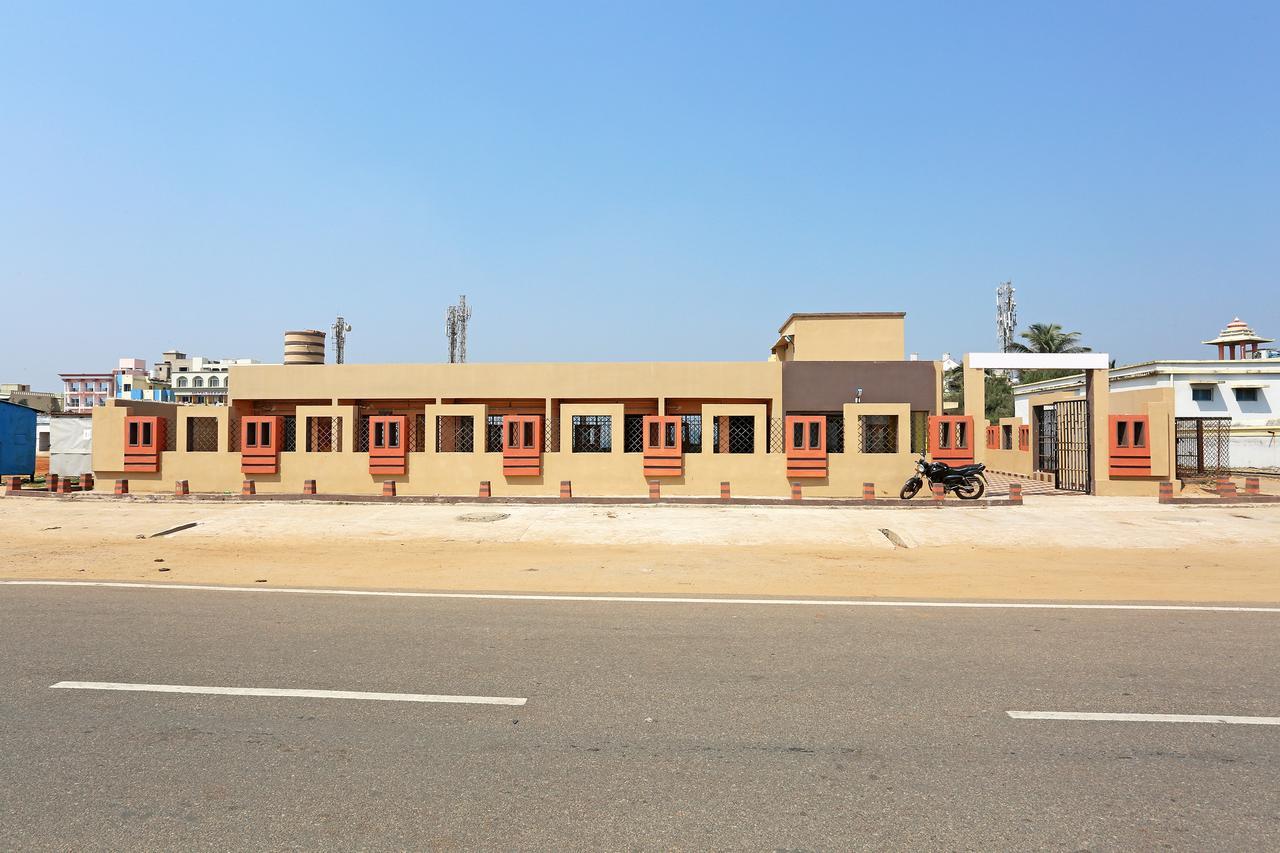 Hotel On Call Puri Laxmi Beach Resort Exterior photo